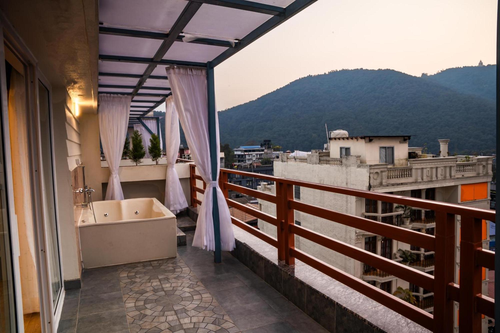 Pokhara Alpine And Springs Hotel Exterior photo