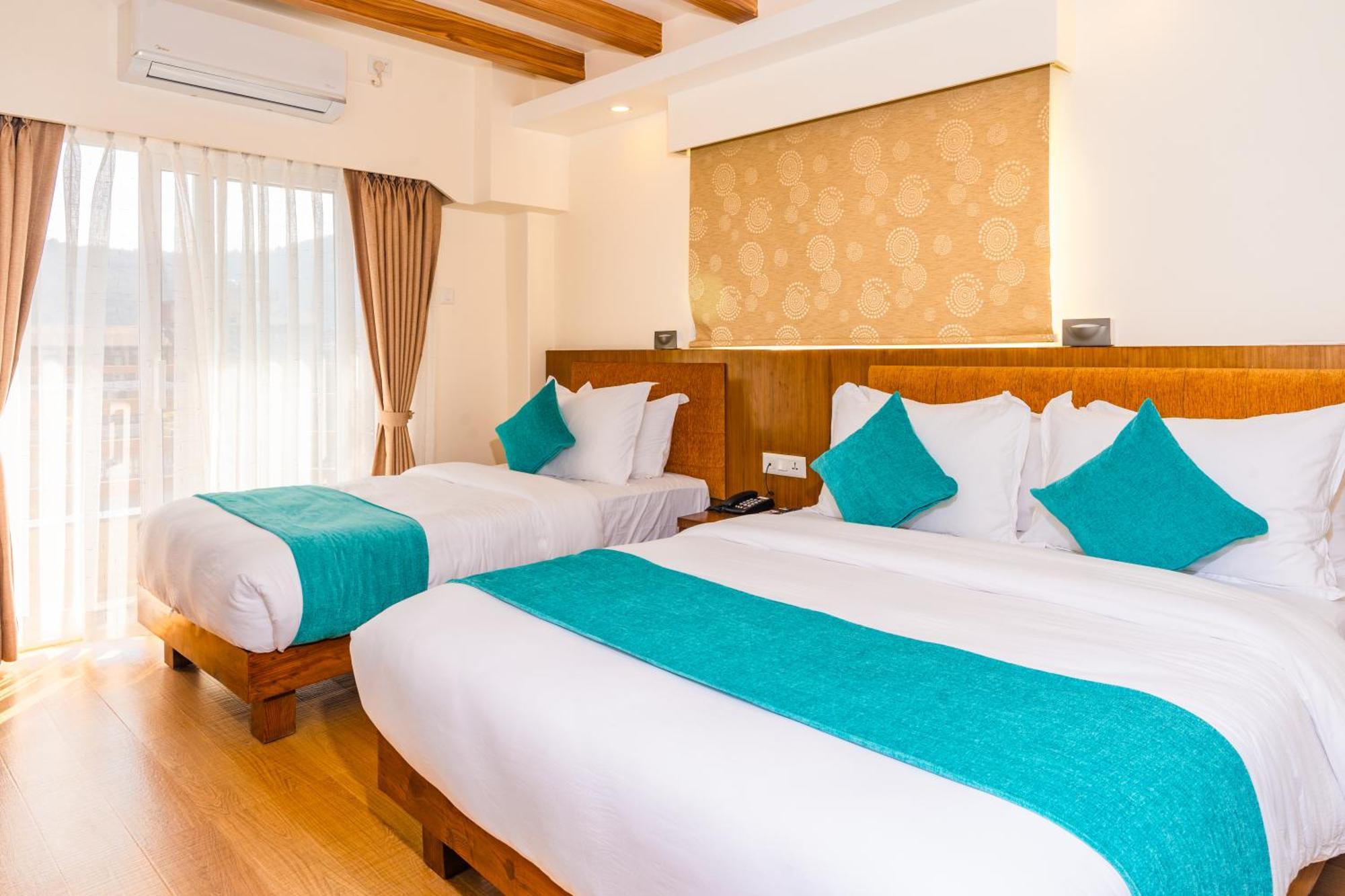 Pokhara Alpine And Springs Hotel Exterior photo