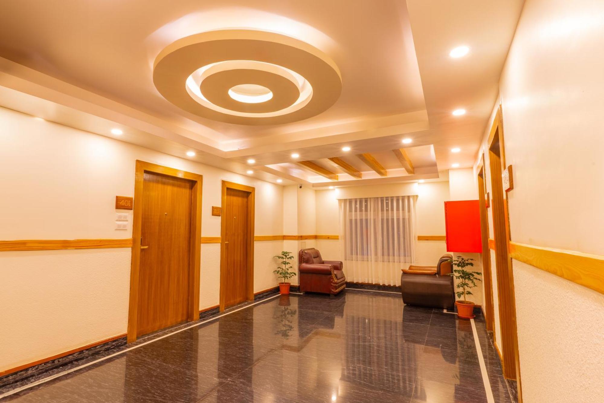 Pokhara Alpine And Springs Hotel Exterior photo